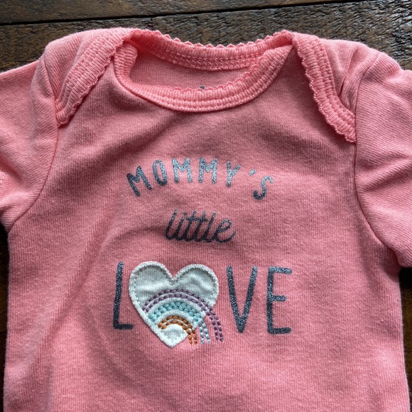 ❤️ Child of Mine by Carter’s Bundle of Newborn Onesies #145 - Picture 4 of 9